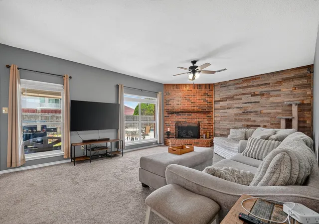 Photo 3 of Single family home for sale at 8413 Linda Vista Ct, Rowlett, TX 75088 | MLS# 21267358 | Listing updated on 2026-09-12