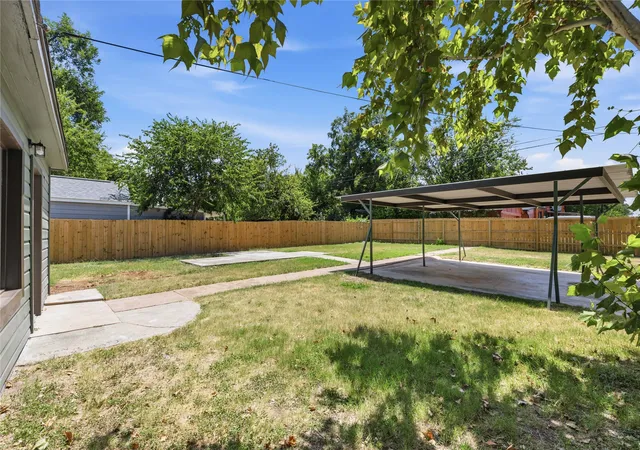 Photo 30 of Single family home for sale at 2201 Vincent St, Brownwood, TX 76801 | MLS# 21334213 | Listing updated on 2026-10-05
