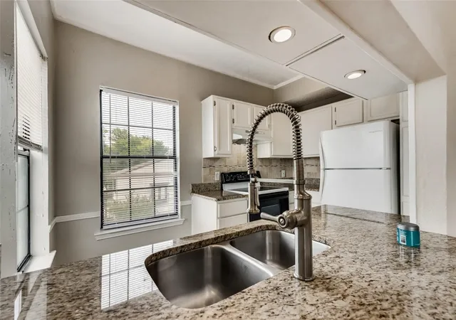 Photo 4 of Condo for sale at 8750 Park Ln #C-136, Dallas, TX 75231 | MLS# 21334269 | Listing updated on 2026-10-20