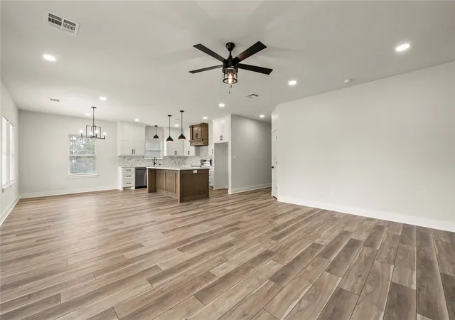 Photo 3 of Single family home for sale at 214 Rogers St, Mc Gregor, TX 76657 | MLS# 21334240 | Listing updated on 2026-09-12
