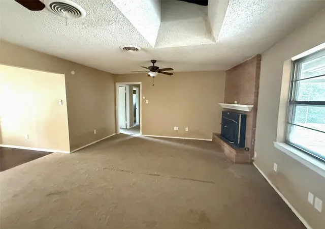 Photo 3 of Single family home for sale at 3010 Grand Ave, Abilene, TX 79605 | MLS# 21315914 | Listing updated on 2026-09-15