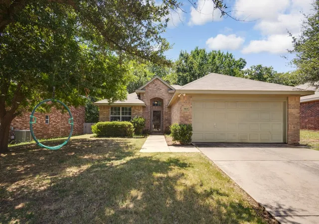 Photo 1 of Single family home for sale at 1417 Constantina Dr, Denton, TX 76207 | MLS# 21334225 | Listing updated on 2026-09-10