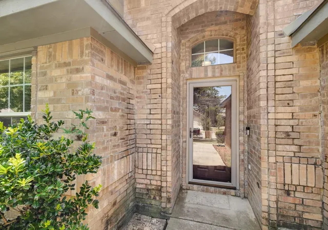 Photo 3 of Single family home for sale at 1417 Constantina Dr, Denton, TX 76207 | MLS# 21334225 | Listing updated on 2026-09-10