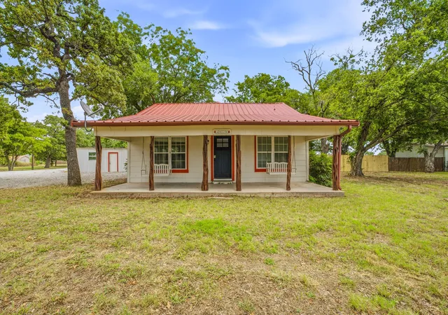 Photo 1 of Single family home for sale at 4626 N State Hwy 108, Stephenville, TX 76401 | MLS# 21334235 | Listing updated on 2026-09-09