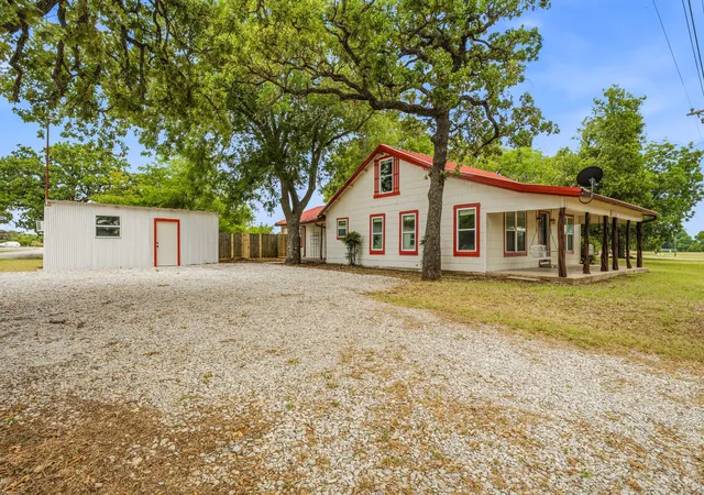 Photo 3 of Single family home for sale at 4626 N State Hwy 108, Stephenville, TX 76401 | MLS# 21334235 | Listing updated on 2026-09-09