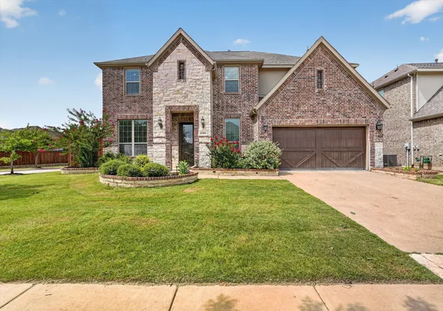 Photo 2 of Single family home for sale at 13762 Kevin Dr, Frisco, TX 75035 | MLS# 21334353 | Listing updated on 2026-09-14