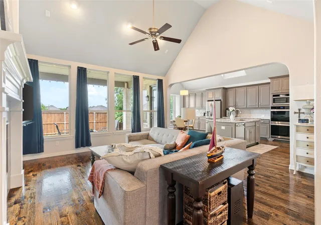 Photo 3 of Single family home for sale at 1801 Crystal Cove Ln, Wylie, TX 75098 | MLS# 21332698 | Listing updated on 2026-09-12
