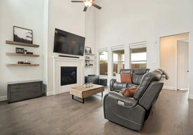 Photo 3 of Single family home for sale at 2817 Buckthorn Rd, Argyle, TX 76226 | MLS# 21332459 | Listing updated on 2026-09-11