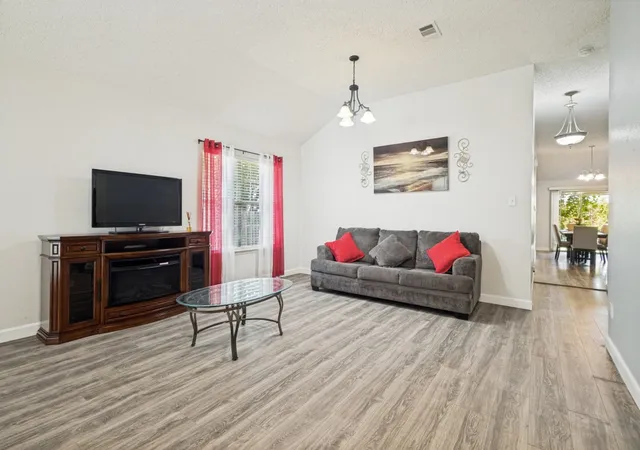 Photo 4 of Sale Pending at 5032 Coral Cvs, Denton, TX 76210 | MLS# 21334144 | Listing updated on 2026-09-12
