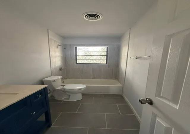 Photo 4 of Sale Pending at 5143 Durango Dr, Abilene, TX 79605 | MLS# 21310771 | Listing updated on 2026-09-08