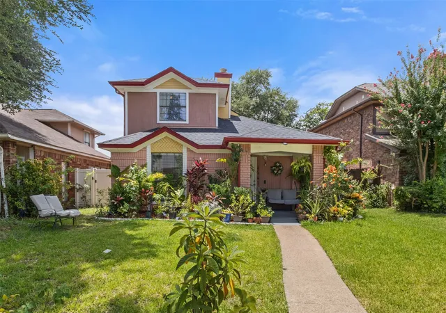 Photo 1 of Single family home for sale at 6541 Los Rios Dr, Mesquite, TX 75150 | MLS# 21333286 | Listing updated on 2026-08-01