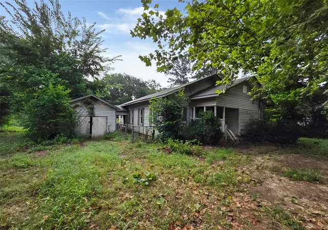 Photo 2 of Single family home for sale at 416 Sycamore St, Grapeland, TX 75844 | MLS# 21334648 | Listing updated on 2026-09-15