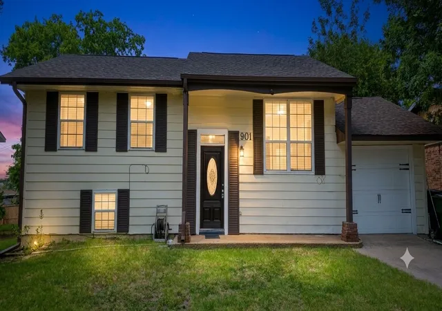 Photo 1 of Single family home for sale at 901 E Daugherty Dr, Garland, TX 75041 | MLS# 21332735 | Listing updated on 2026-09-13