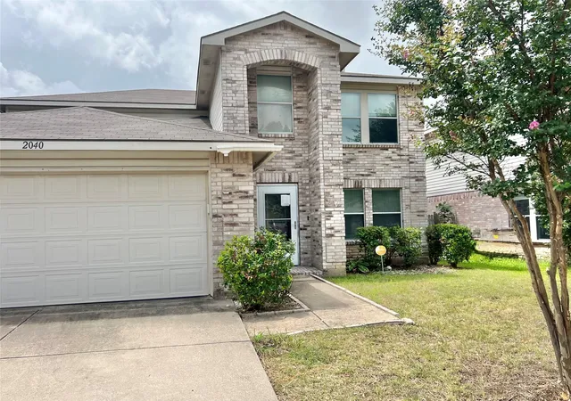 Photo 1 of Sale Pending at 2040 Shawnee Trl, Justin, TX 76247 | MLS# 21334465 | Listing updated on 2026-08-01