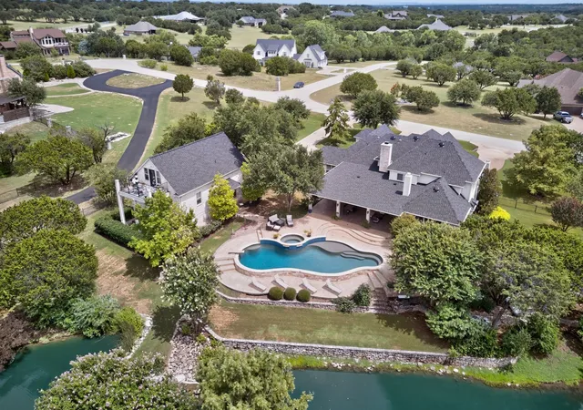Single family home for sale at 3406 Sundance Ct, Granbury, TX 76049 | MLS# 21334318