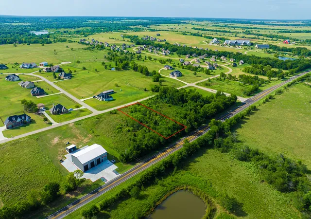 Photo 1 of Land for sale at 1132 Tawakoni Rd, Wills Point, TX 75169 | MLS# 21334854 | Listing updated on 2026-09-29