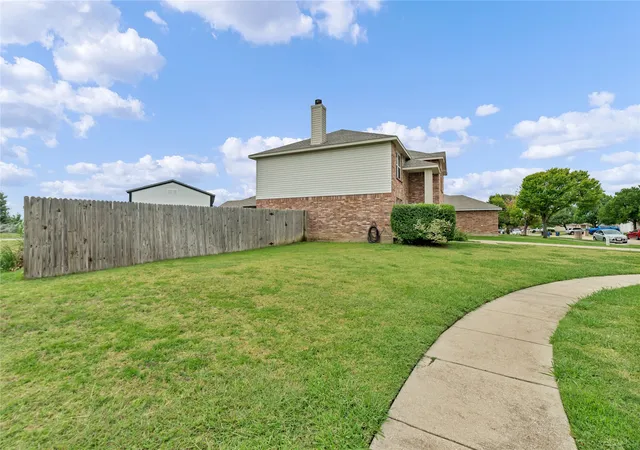 Photo 2 of Single family home for sale at 1301 Erin Ct, Burleson, TX 76028 | MLS# 21334214 | Listing updated on 2026-09-10