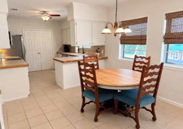Photo 3 of Single family home for sale at 222 La Jolla Dr, Athens, TX 75751 | MLS# 21334048 | Listing updated on 2026-09-08