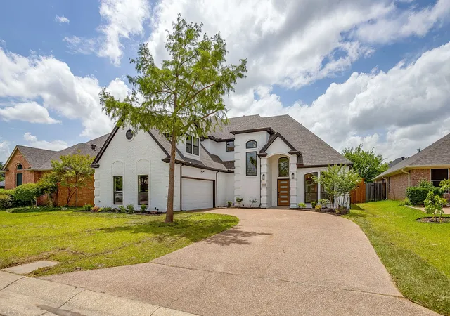 Photo 1 of Single family home for sale at 5102 Shadowood Rd, Colleyville, TX 76034 | MLS# 21334898 | Listing updated on 2026-09-26