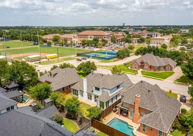 Photo 3 of Single family home for sale at 5102 Shadowood Rd, Colleyville, TX 76034 | MLS# 21334898 | Listing updated on 2026-09-26