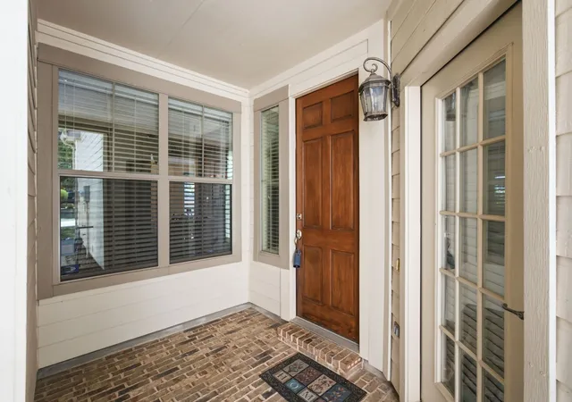 Photo 4 of Sale Pending at 703 Chestnut Hill Dr, Allen, TX 75013 | MLS# 21334983 | Listing updated on 2026-09-12