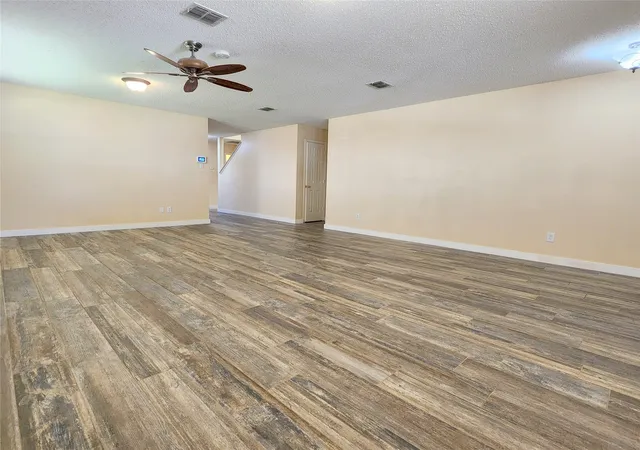 Photo 3 of Sale Pending at 2120 Navada Wy, Justin, TX 76247 | MLS# 21335014 | Listing updated on 2026-07-31
