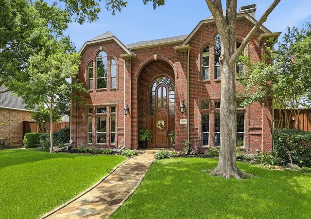 Photo 1 of Sale Pending at 4605 Ainsley Dr, Plano, TX 75024 | MLS# 21333954 | Listing updated on 2026-09-08