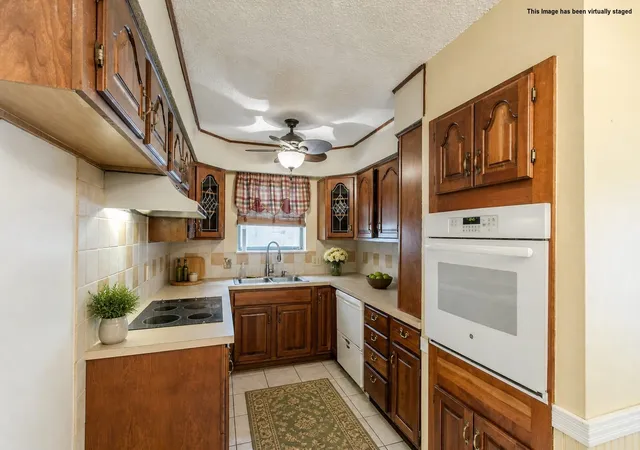 Photo 3 of Single family home for sale at 3029 Esters Ct, Irving, TX 75062 | MLS# 21335077 | Listing updated on 2026-09-12