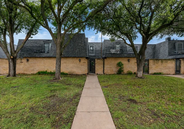 Photo 1 of Condo for sale at 2732 Barrow St, Abilene, TX 79605 | MLS# 21333357 | Listing updated on 2026-09-10