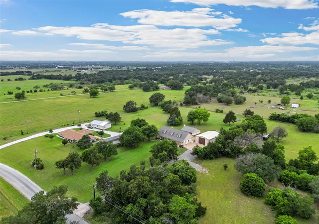 Photo 2 of Single family home for sale at 1117 Downsville Rd, Robinson, TX 76706 | MLS# 21334975 | Listing updated on 2026-09-25