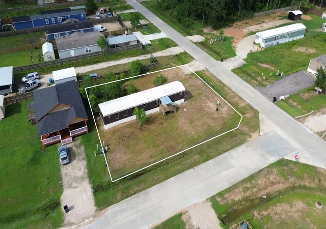 Photo 2 of Manufactured home for sale at 24 Road 5203, Cleveland, TX 77327 | MLS# 21334989 | Listing updated on 2026-09-10