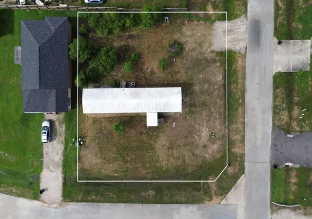 Photo 2 of Manufactured home for sale at 24 Road 5203, Cleveland, TX 77327 | MLS# 21334989 | Listing updated on 2026-09-10