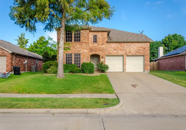 Photo 1 of Sale Pending at 306 Cherrywood Trl, Forney, TX 75126 | MLS# 21334487 | Listing updated on 2026-09-14