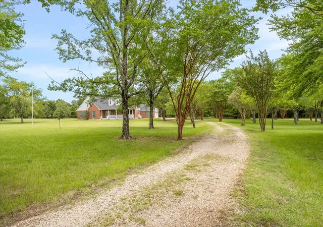 Single family home for sale at 10495 Holly Creek Rd, Terrell, TX 75160 | MLS# 21335284