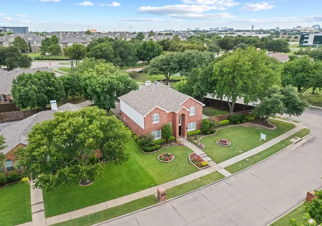 Photo 1 of Sale Pending at 9503 Saddle Dr, Frisco, TX 75035 | MLS# 21320516 | Listing updated on 2026-09-09