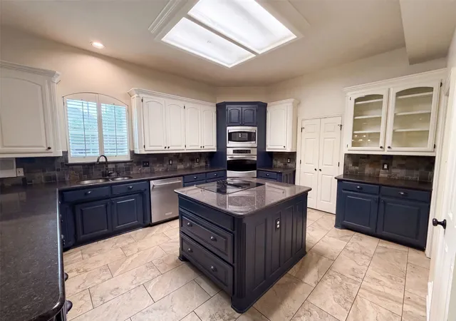 Photo 2 of Single family home for sale at 4606 Mill Wood Dr, Colleyville, TX 76034 | MLS# 21335408 | Listing updated on 2026-10-05