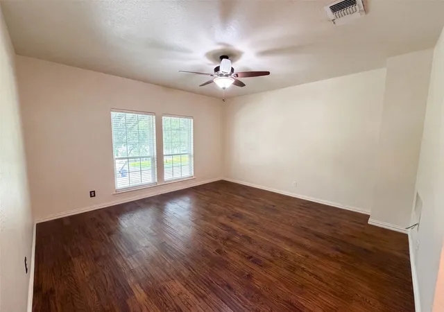 Photo 3 of Single family home for sale at 4606 Mill Wood Dr, Colleyville, TX 76034 | MLS# 21335408 | Listing updated on 2026-10-05