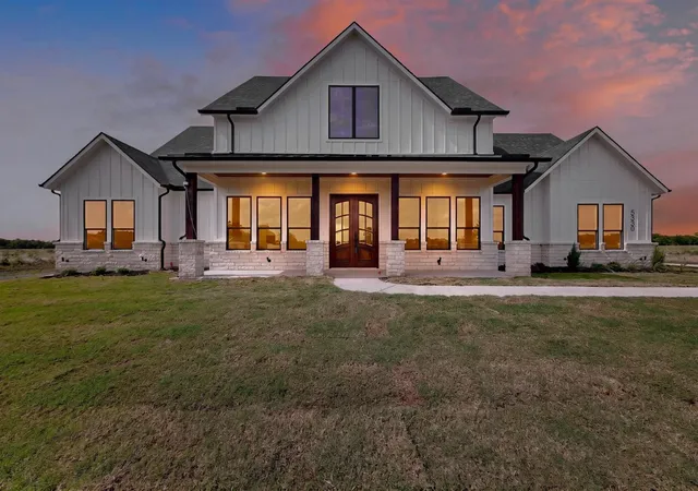 Photo 1 of Single family home for sale at 5330 Sunset Rd, Caddo Mills, TX 75135 | MLS# 21335177 | Listing updated on 2026-09-13