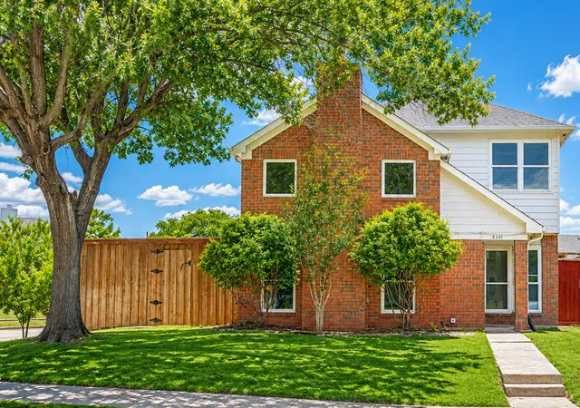 Photo 1 of Single family home for sale at 4201 Phoenix, Carrollton, TX 75010 | MLS# 21335368 | Listing updated on 2026-09-05