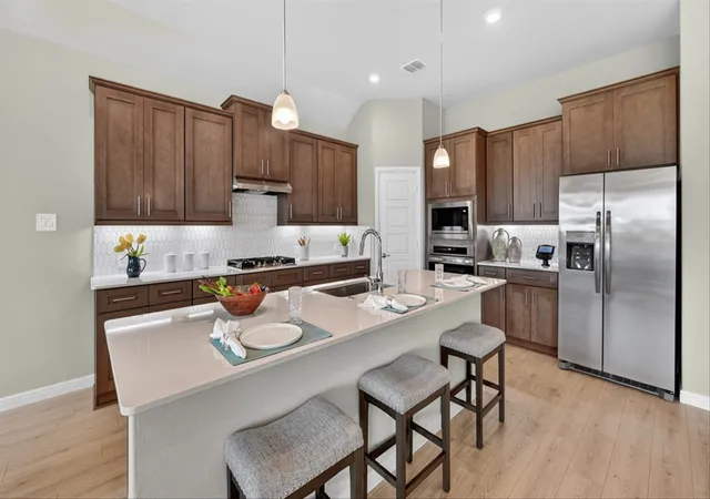 Photo 3 of Sale Pending at 3312 Pier View St, Grand Prairie, TX 76065 | MLS# 21334090 | Listing updated on 2026-09-09