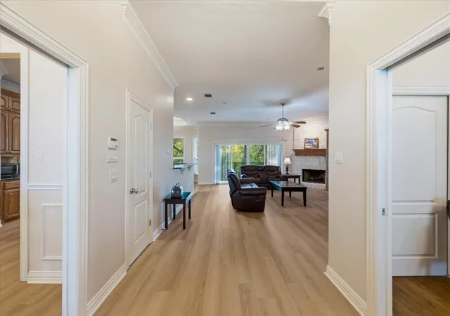 Photo 4 of Single family home for sale at 2643 Creekwood Dr, Cedar Hill, TX 75104 | MLS# 21335559 | Listing updated on 2026-09-13