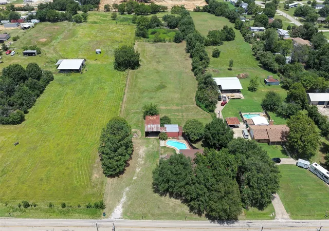 Photo 2 of Single family home for sale at 3629 Lucy Trimble Rd, Burleson, TX 76028 | MLS# 21335695 | Listing updated on 2026-09-10