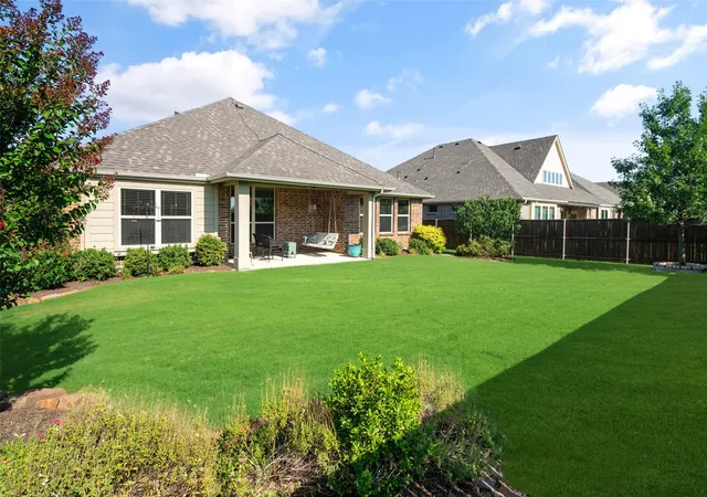 Photo 3 of Single family home for sale at 802 Providence, Wylie, TX 75098 | MLS# 21334756 | Listing updated on 2026-09-21