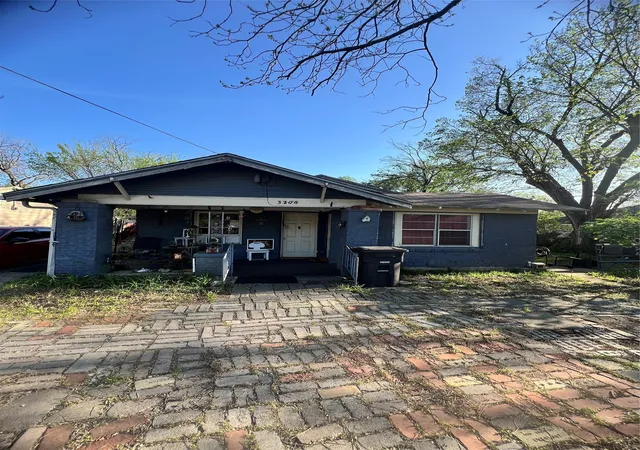 Photo 1 of Single family home for sale at 3208 Knox St, Fort Worth, TX 76119 | MLS# 21335793 | Listing updated on 2026-09-11