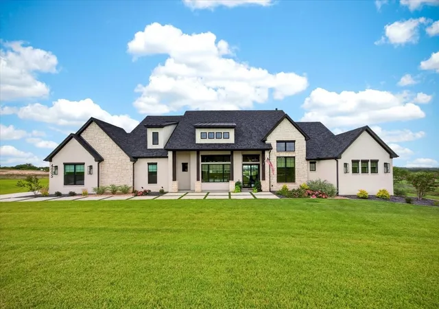 Photo 2 of Single family home for sale at 4005 Charleston Peak, Aledo, TX 76008 | MLS# 21335053 | Listing updated on 2026-09-12