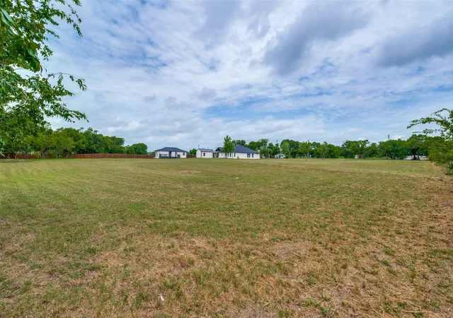Photo 4 of Land for sale at Lot 1 Gregory Rd, Sanger, TX 76266 | MLS# 21335483 | Listing updated on 2026-10-07