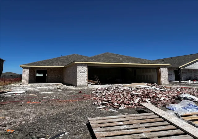 Photo 3 of Sale Pending at 1708 Acts Ln, Ennis, TX 75119 | MLS# 21335923 | Listing updated on 2026-09-10