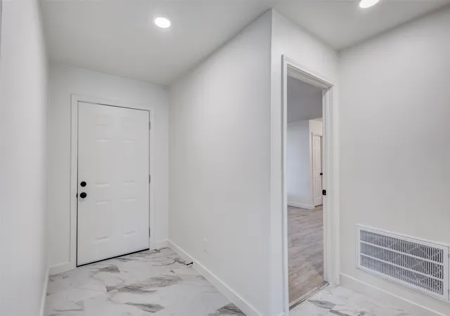 Photo 3 of Single family home for sale at 2437 Trenton Cir, Mesquite, TX 75150 | MLS# 21318116 | Listing updated on 2026-09-14