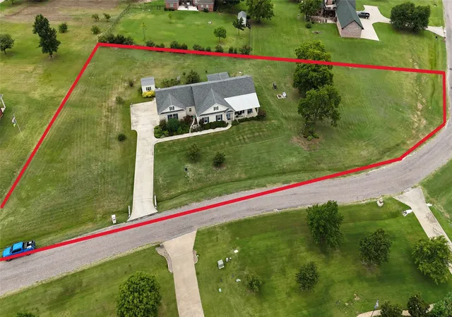 Photo 3 of Sale Pending at 131 Whispering Winds Dr, Gunter, TX 75058 | MLS# 21330846 | Listing updated on 2026-09-29