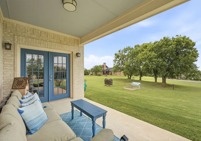 Photo 4 of Sale Pending at 131 Whispering Winds Dr, Gunter, TX 75058 | MLS# 21330846 | Listing updated on 2026-09-29